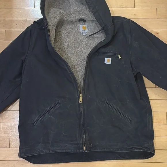 Carhartt Black Hooded Jacket with Cozy Lining - Picture 4 of 5
